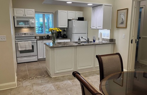 Fernandina Beach Condo | Tennis Villas at Amelia Island 10 minute Walk to Beach