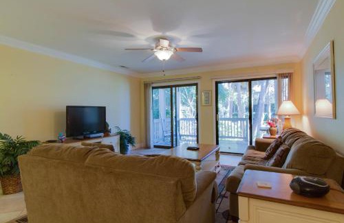 Shipyard Plantation Apartment | Tennismaster 303