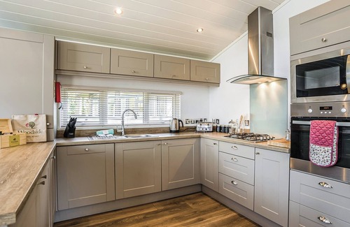 Ryde Ski Chalet | Tennyson Premier Lodge