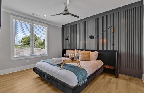 Berry Hill House | Tenor - Private Rooftop - 8 mins to Broadway