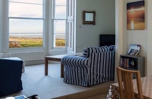 North Berwick Apartment | Tensea -Charming 3-Bed Apartment in North Berwick
