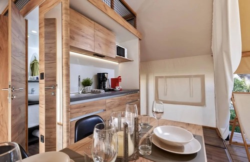 Zutendaal House | Tent lodge with bathroom, Maastricht at 16 km.