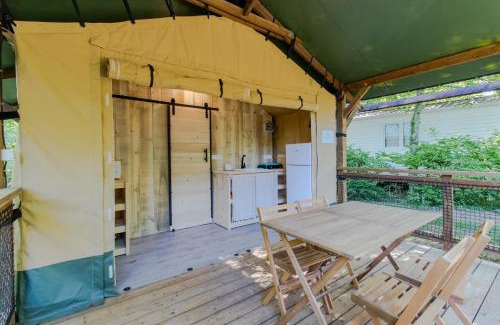 Saint-Martial-de-Nabirat Other | Tente Lodge 2 personnes