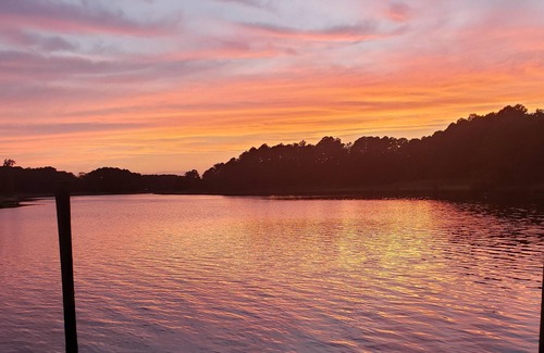 Chesapeake RV Rental | Tentrr Signature Site - Otter's Den