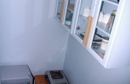 Jinja Apartment | Tenzi BnB, 2-bedroom apartment,parking,workstation,kitchen, security, Free WiFi