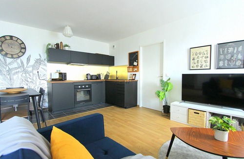 Serris Apartment | TERA1 ~ Disneyland apartment ~ Parking/Wifi