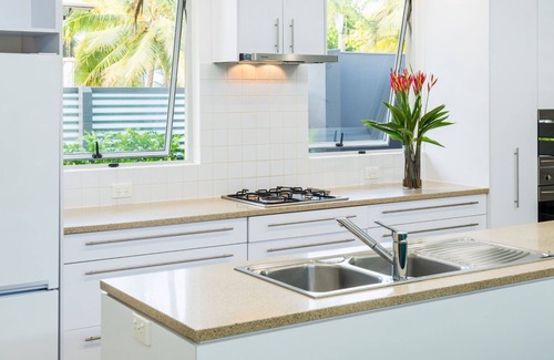 Wongaling Beach House | TERANGA at Mission Beach - direct beach access