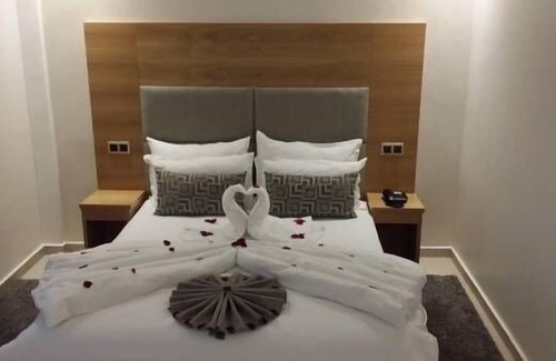 Camp El Ghoul Hotel | Teranga Hotel and Spa