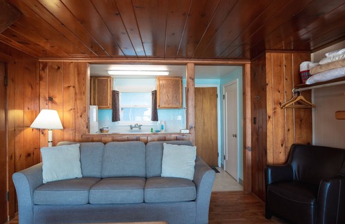 Netarts Hotel | Terimore Bayfront Inn