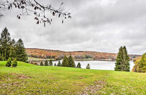 Alpine Lake House | Terra Alta Vacation Rental Walk to Alpine Lake!