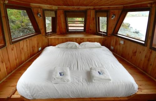 Luis Soto Cabin | Terra Luna Lodge