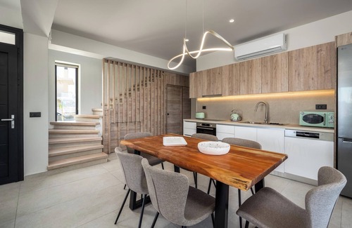 Gennadi Villa | Terra Magna-Cèlia Villa
