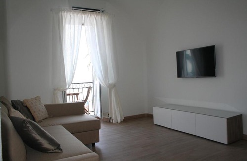 Old Town Apartment | Terra & Mare