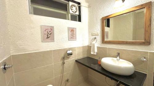 Medha Hotel | Terra on a hill