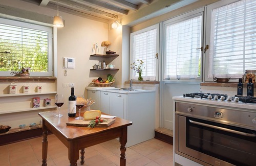 Sarteano Villa | Terra Quercus 7, Emma Villas
