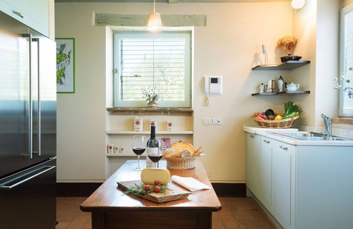 Sarteano Villa | Terra Quercus 7, Emma Villas