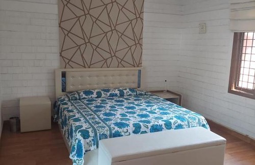 Adyar House | Terrace abode