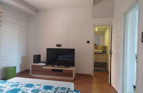 Adyar House | Terrace abode