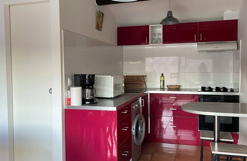 7th Arrondissement Apartment | Terrace apartment with breathtaking views of the Old Port & Notre Dame