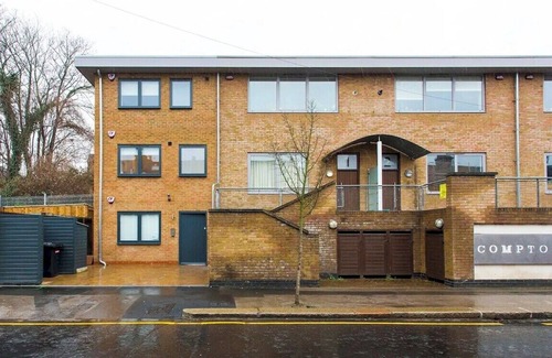 Harringay Apartment | Terrace Fast Wifi Parking