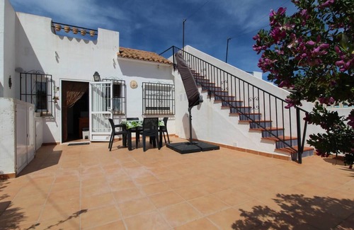 Rojales House | Terrace house with communal swimming pool