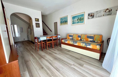 Porto Santa Margherita Villa | Terraced house with private garden