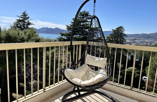 Cannes La Bocca Apartment | Terrace - Lounge chairs - Sea and Mountain view - Pool - A/C - newly renovated