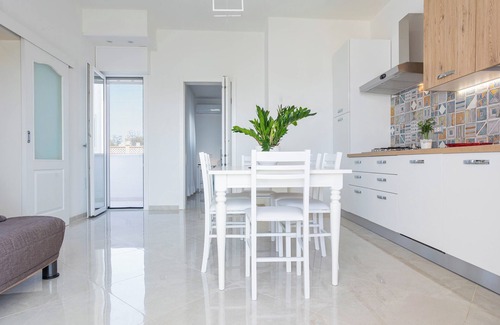 Taviano House | Terrace on the Sea Luxury Mancaversa