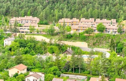 Guillaumes Apartment | Terrace, parking, tv, 51m², Valberg / Beuil