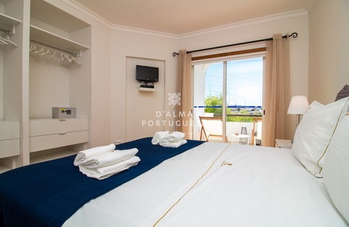 Alpouvar Apartment | Terrace View Apartment
