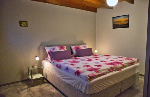 Strackholt Apartment | terraced house in Strackholt with a terrace