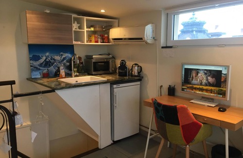 Centre Erlon Apartment | Terraces over Place Drouet d'Erlon