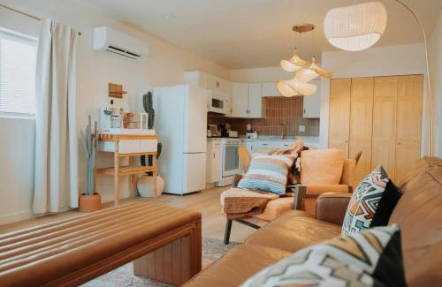 South Broadway Apartment | Terracotta Suite at ArnoTriplex! Hot Tub and Pet Friendly!