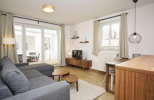 Gohren Apartment | Terrasse, gratis Nutzung vom AHOI Erlebnisbad und Sauna inSellin - Villa Karola FeWo 06