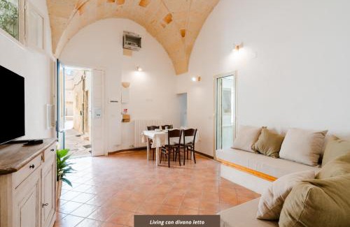 Lecce Historic Center Apartment | Terrazza Le Colonne - Lecce Selection