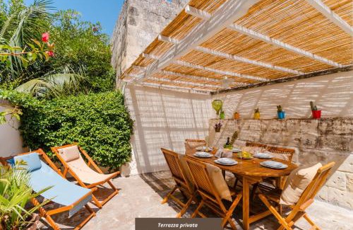 Lecce Historic Center Apartment | Terrazza Le Colonne - Lecce Selection