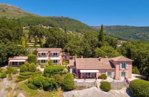 Tourrettes-sur-Loup Apartment | Terre d'Orizon