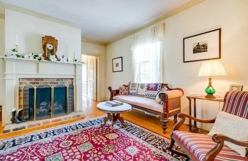 Midlothian House | Terre Haute Manor Farmhouse with Gardens and Deck!