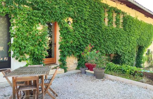 Val-Revermont Bed & Breakfast | Terres de la Grange