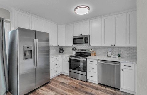 Gulf Shores Condo | Terrific Canal Front Condo and a short walk to Hangout and Beach