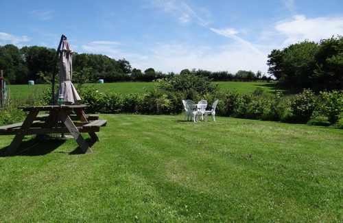 Villiers-Fossard Other | Terrific farmhouse with WiFi in Villiers-Fossard, Normandy