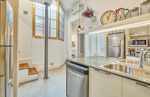 Almagro House | Terrific house with a huge terrace, Grass and BBQ