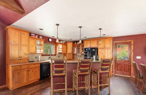 Lead House | Terry Peak Cabin with Hot Tub and great views