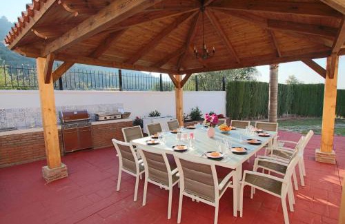 Alhaurin de la Torre Villa | TESS Villa Fleury