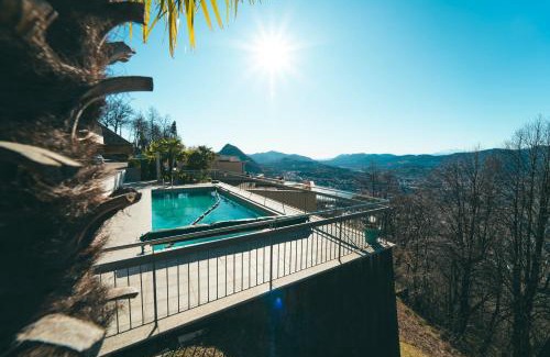Lugano Apartment | Tessa&Aurora - Incredible Lake View & Pool with Parking
