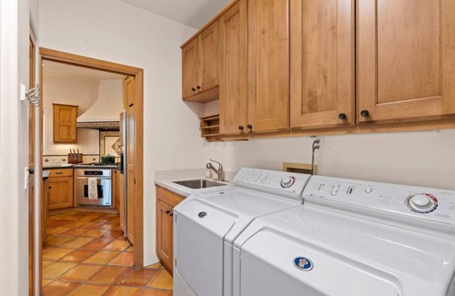Santa Fe House | Tesuque Getaway w/Hot Tub