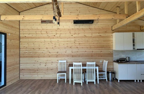 Bagvdanari Ski Chalet | Tetnuldi River Chalet