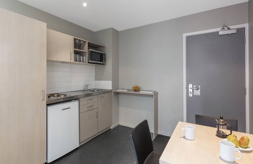 Auckland Central Business District Apartment | Tetra Serviced Apartments By Castle