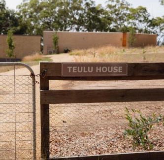 Nungurner House | Teulu House - Luxury Retreat in Nungurner