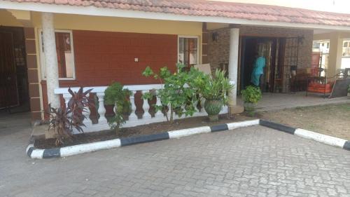 Mombasa Apartment | TEVAH SUITES